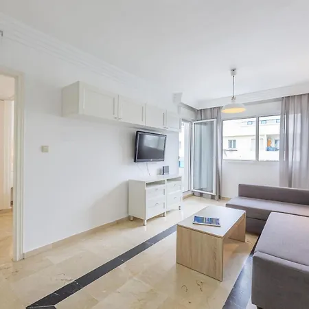 Apartment Banana L